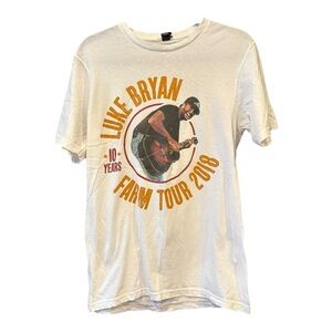 Luke Bryan Farm Tour 2018 Ringgold GA Graphic Tee + Leather Cuff Set Bundle H4